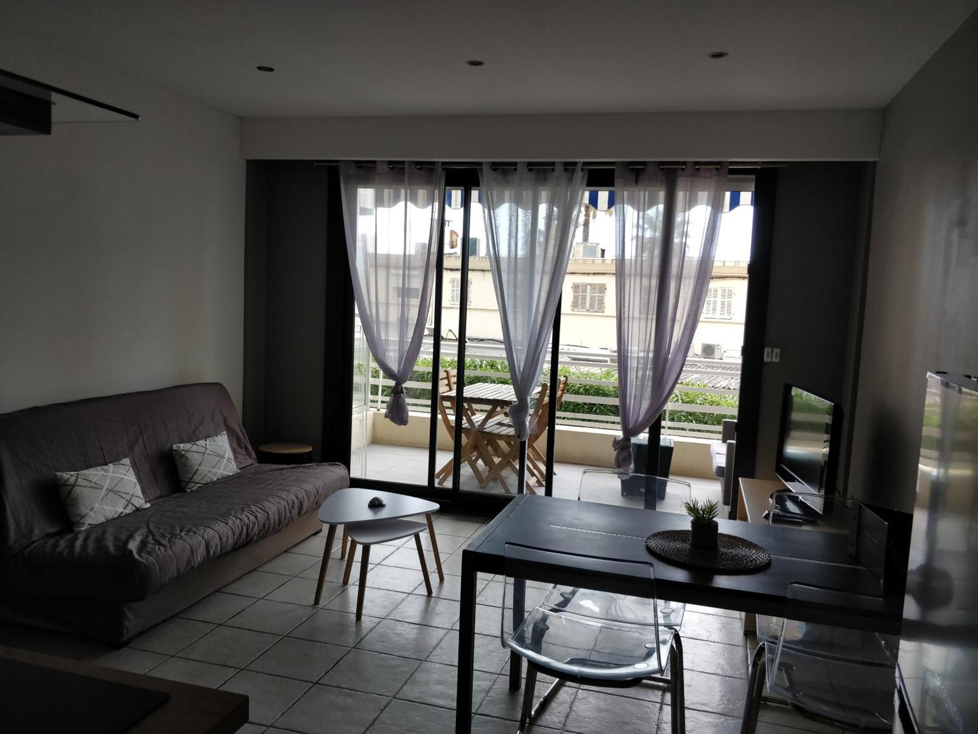 Apartmán Le Palais Du Tropique Juan-les-Pins Exteriér fotografie
