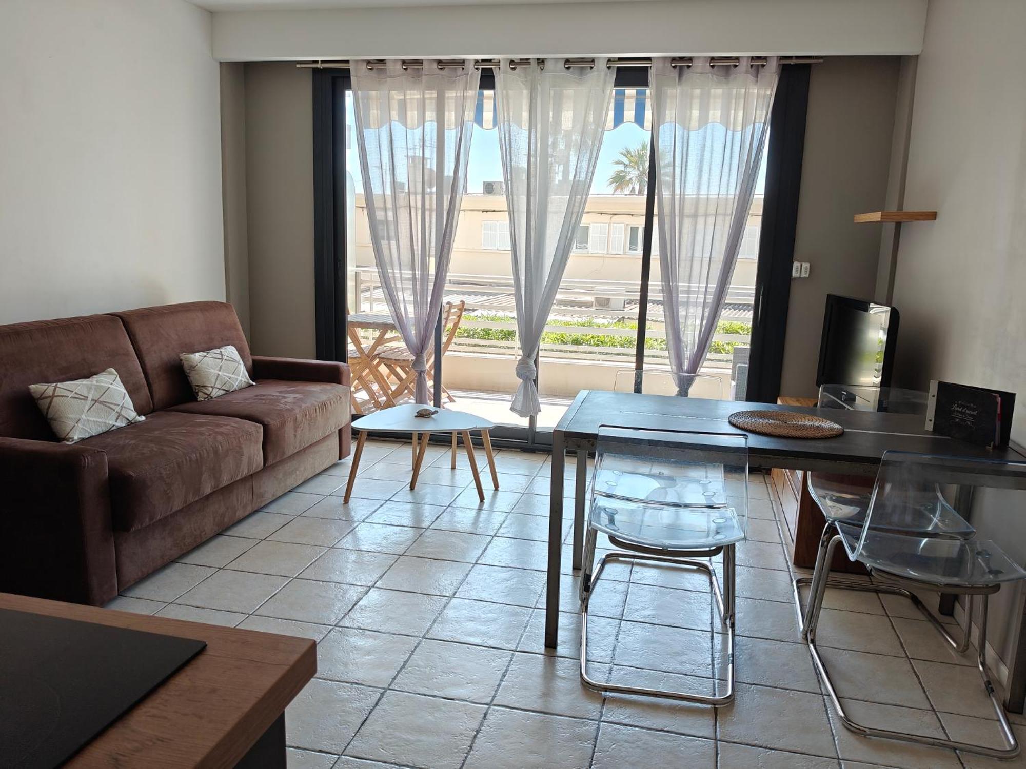 Apartmán Le Palais Du Tropique Juan-les-Pins Exteriér fotografie