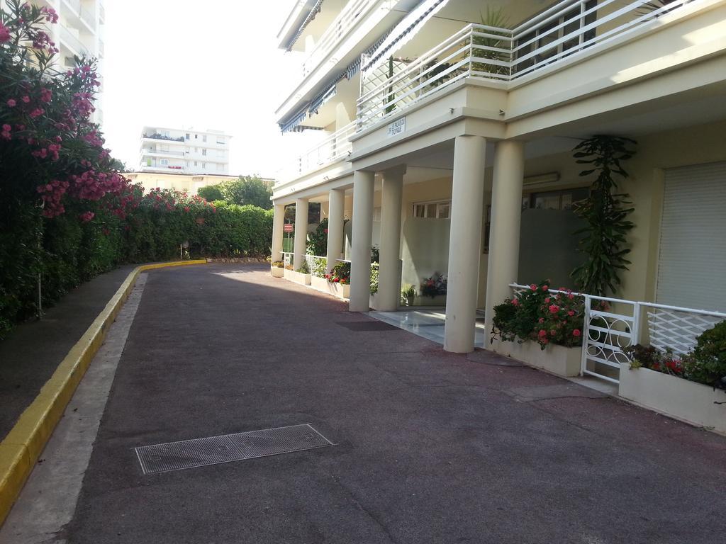 Apartmán Le Palais Du Tropique Juan-les-Pins Exteriér fotografie