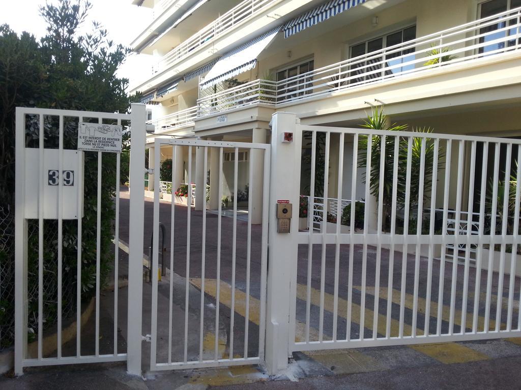 Apartmán Le Palais Du Tropique Juan-les-Pins Exteriér fotografie